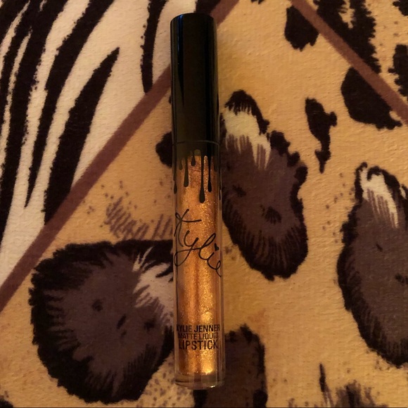 Kylie Cosmetics Other - Kylie Jenner Super Glitter Gloss in Glamour
